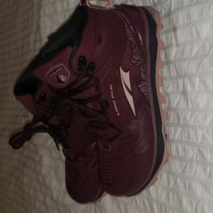 Altra Lone Peak 4 Mid RSM Hiking Boots